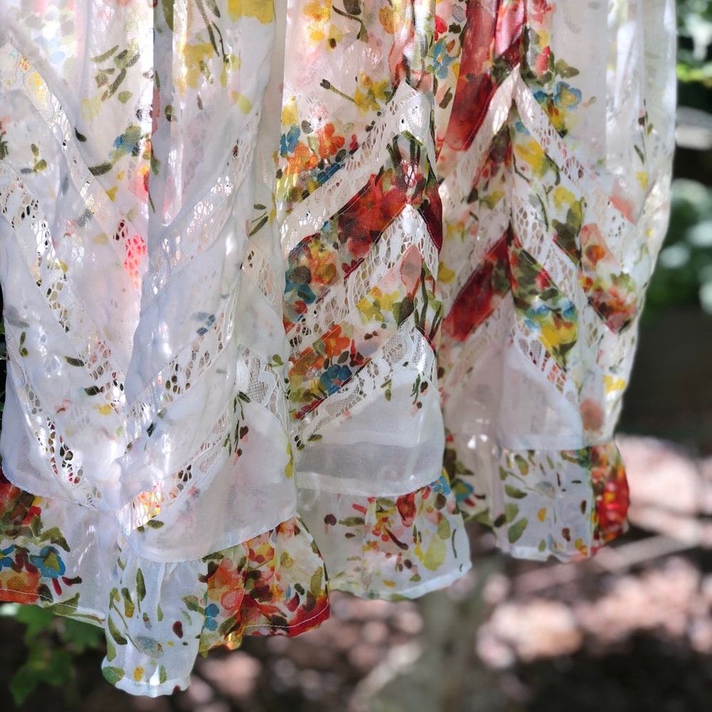 Love Stitch | Floral Chiffon & Lace Dress/Tunic - Picture 2 of 8